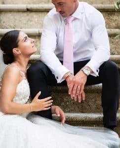 Photographie de couple d'un mariage organisé à Uzès p)ar wedding planner